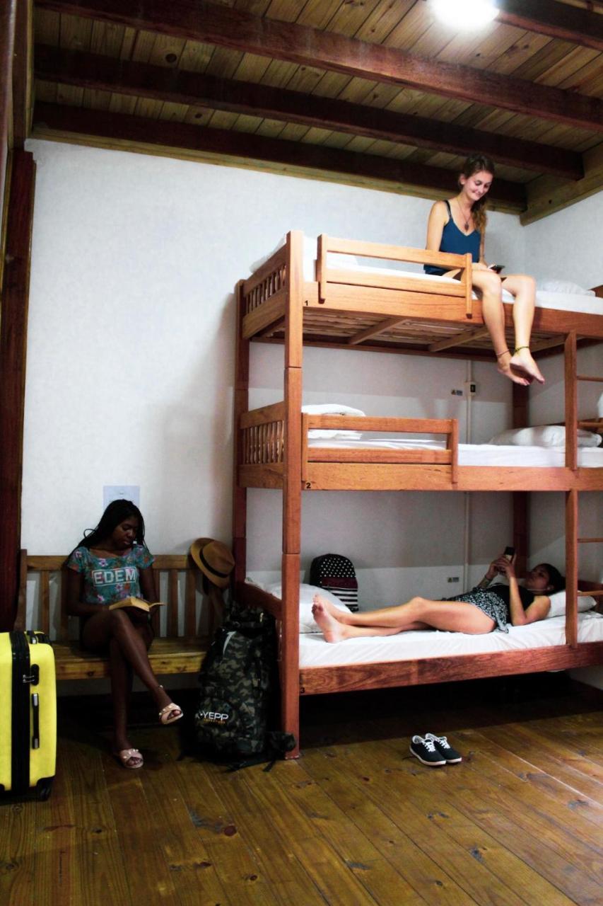 Floripa Backpackers Home ฟลอเรียนอโปลิส ภายนอก รูปภาพ